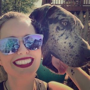 Meet your Posher, Shannon